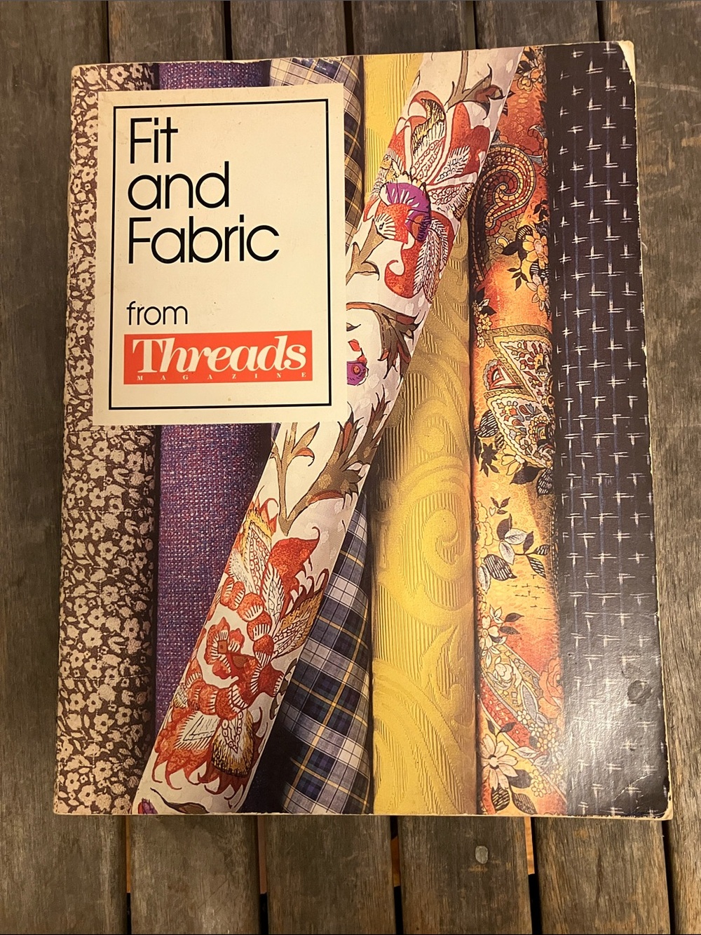 Threads Fit and Fabric Book - Multicolor Fabric Reference